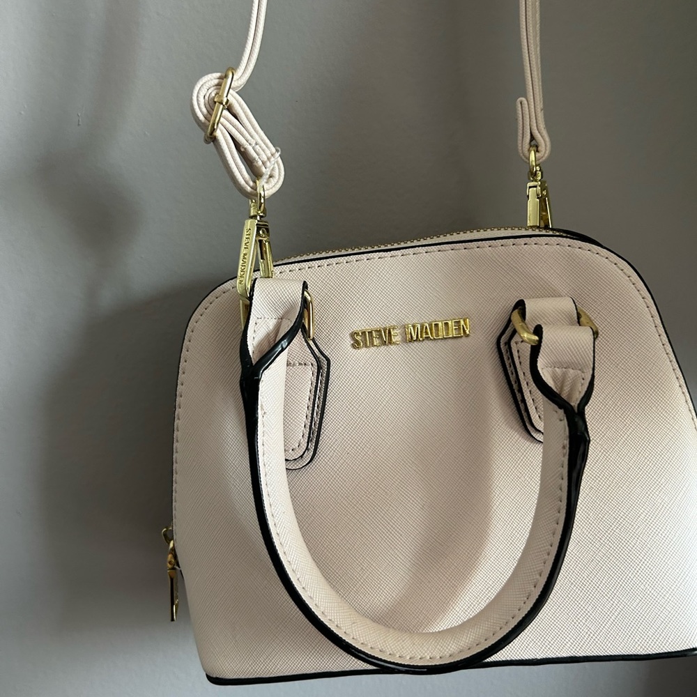 Steve Madden Shoulder Bag